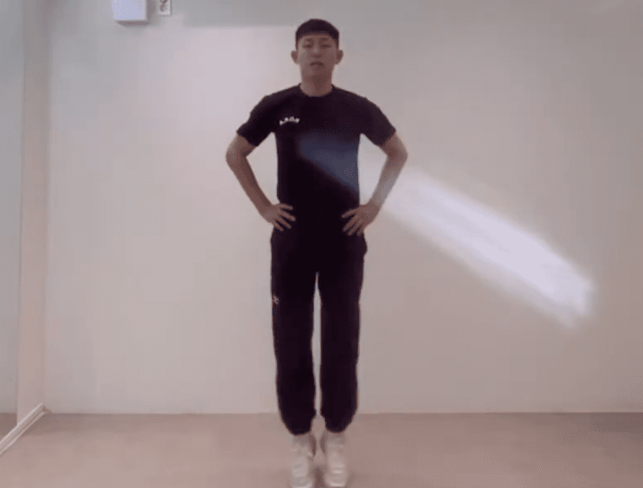 치어리딩 끌기와 차기 기본동작